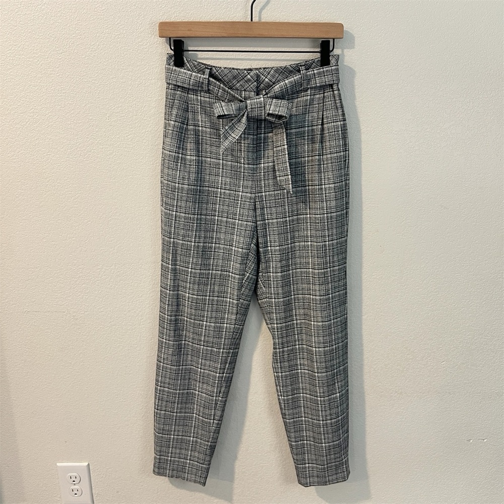 RW&CO Plaid Pleated Front High Rise‎ Tapered Leg Belted Cropped Pants